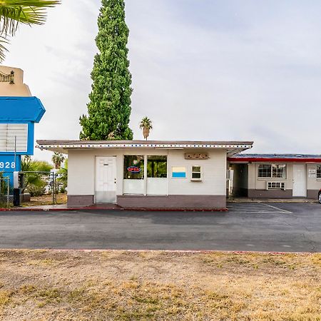 Oyo Gateway Motel Las Vegas North Strip/Fremont St. Area Εξωτερικό φωτογραφία