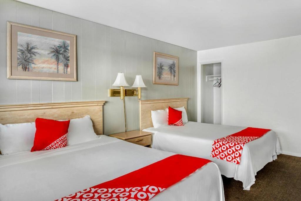 Oyo Gateway Motel Las Vegas North Strip/Fremont St. Area Εξωτερικό φωτογραφία