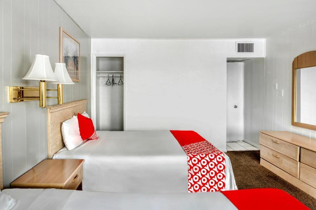 Oyo Gateway Motel Las Vegas North Strip/Fremont St. Area Εξωτερικό φωτογραφία