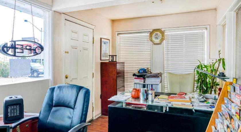 Oyo Gateway Motel Las Vegas North Strip/Fremont St. Area Εξωτερικό φωτογραφία
